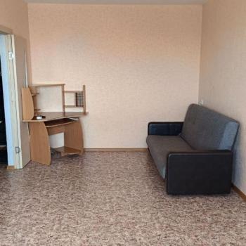 Сдается 1-комнатная квартира, 38 м²