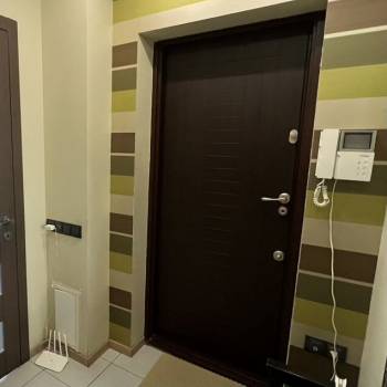 Продается Многокомнатная квартира, 98,6 м²