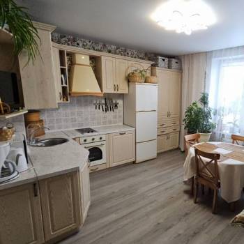 Продается 3-х комнатная квартира, 64,3 м²