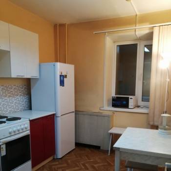 Сдается 1-комнатная квартира, 40 м²