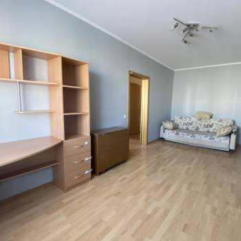 Сдается 1-комнатная квартира, 43 м²