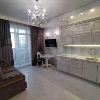 Сдается 1-комнатная квартира, 43 м²