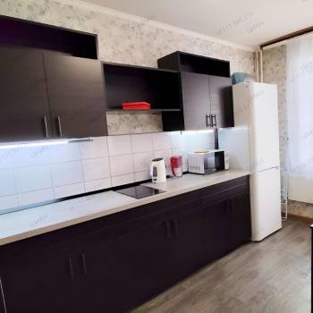 Сдается 1-комнатная квартира, 54 м²