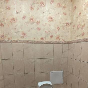 Сдается 1-комнатная квартира, 54 м²