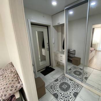 Сдается 1-комнатная квартира, 40 м²