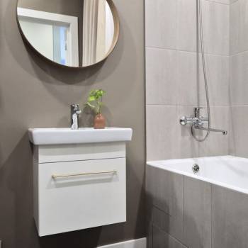 Сдается 1-комнатная квартира, 49,7 м²