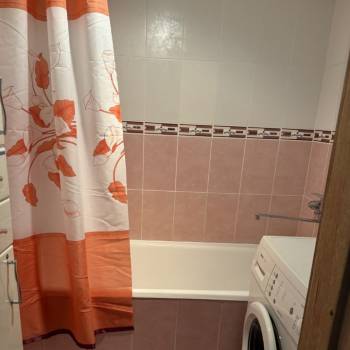 Сдается 2-х комнатная квартира, 54 м²