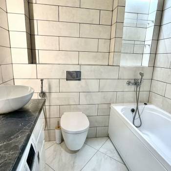 Продается 1-комнатная квартира, 30,7 м²