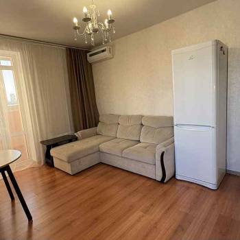 Сдается 1-комнатная квартира, 36,3 м²