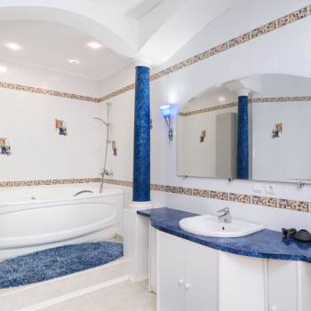 Сдается Многокомнатная квартира, 145 м²