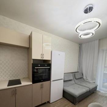 Продается 1-комнатная квартира, 39 м²