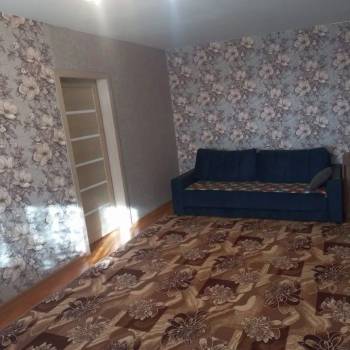 Продается Многокомнатная квартира, 83,1 м²