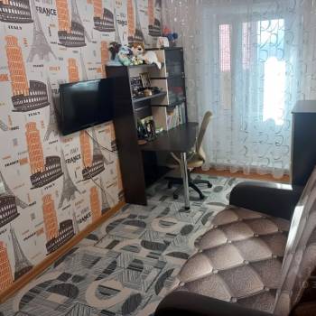 Продается Многокомнатная квартира, 83,1 м²