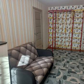 Продается Многокомнатная квартира, 83,1 м²