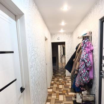 Продается Многокомнатная квартира, 70,3 м²