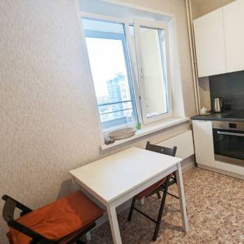 Сдается 1-комнатная квартира, 38 м²