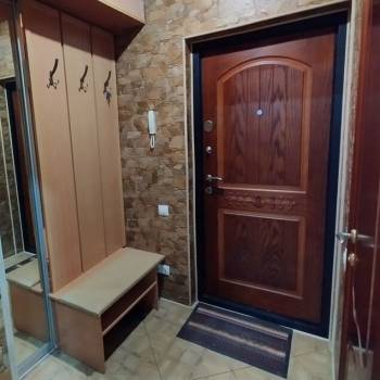 Продается 1-комнатная квартира, 46 м²