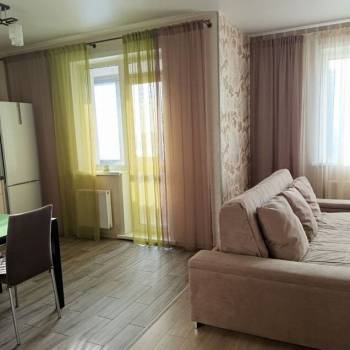 Сдается 1-комнатная квартира, 44 м²