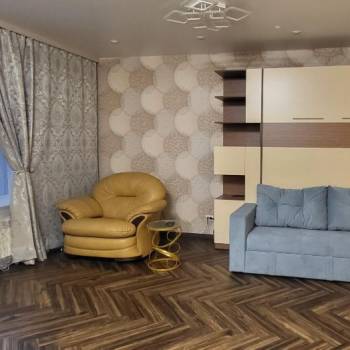 Сдается 1-комнатная квартира, 50 м²