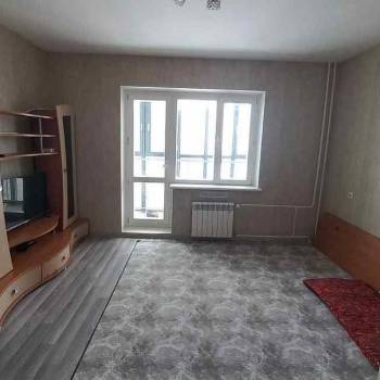 Сдается 2-х комнатная квартира, 75 м²