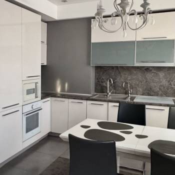 Сдается 2-х комнатная квартира, 65 м²