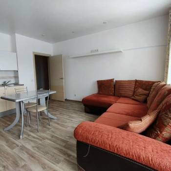 Сдается 1-комнатная квартира, 40,4 м²