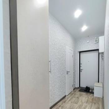 Продается 1-комнатная квартира, 32 м²