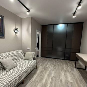 Сдается 1-комнатная квартира, 45 м²