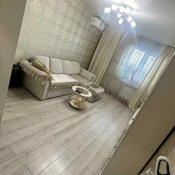 Сдается 1-комнатная квартира, 40 м²