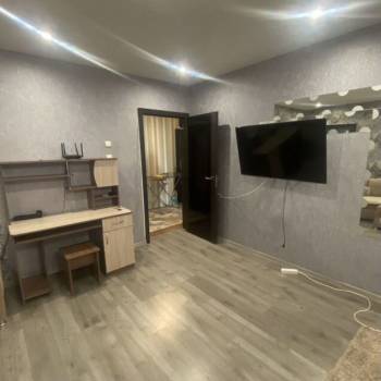 Сдается 1-комнатная квартира, 54 м²