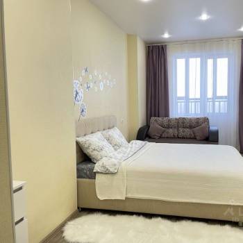 Сдается 1-комнатная квартира, 43 м²