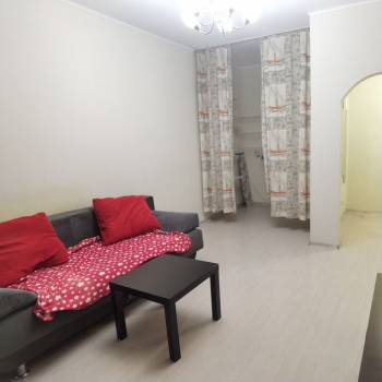 Сдается 1-комнатная квартира, 37 м²