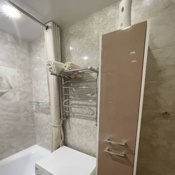 Продается 3-х комнатная квартира, 58 м²
