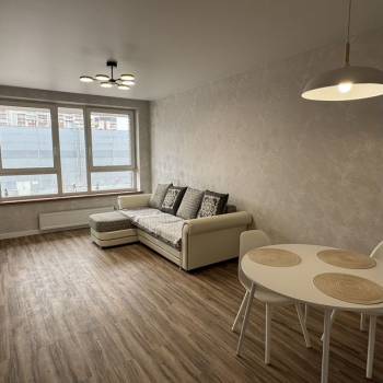 Сдается 1-комнатная квартира, 43,3 м²