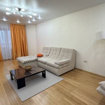 Продается 2-х комнатная квартира, 72,7 м²