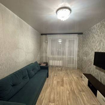 Сдается 1-комнатная квартира, 38 м²