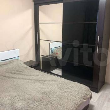 Сдается 1-комнатная квартира, 65 м²