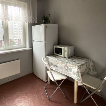 Сдается 1-комнатная квартира, 38 м²