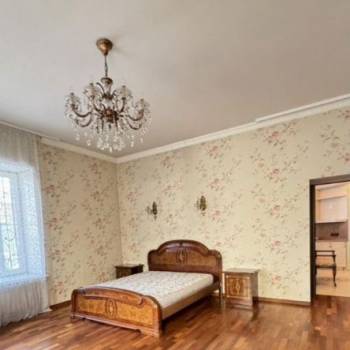 Сдается 2-х комнатная квартира, 80 м²