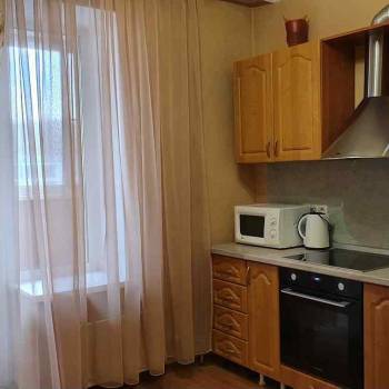 Сдается 1-комнатная квартира, 41 м²