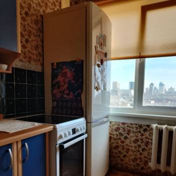 Сдается Многокомнатная квартира, 60 м²