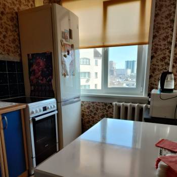 Сдается Многокомнатная квартира, 60 м²