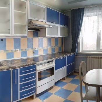 Сдается Многокомнатная квартира, 80 м²