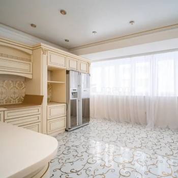 Сдается 2-х комнатная квартира, 80 м²
