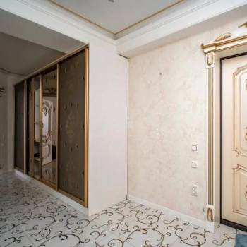 Сдается 2-х комнатная квартира, 80 м²