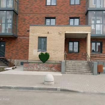 Продается 1-комнатная квартира, 35 м²