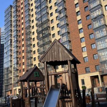 Продается 1-комнатная квартира, 35 м²