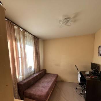 Продается Многокомнатная квартира, 60 м²