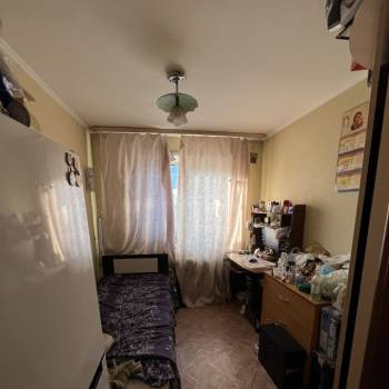 Продается Многокомнатная квартира, 60 м²