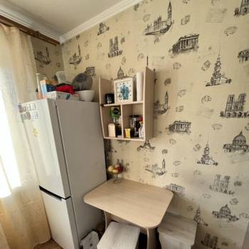 Продается Многокомнатная квартира, 60 м²